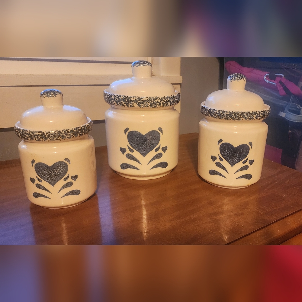 Kitchen canisters